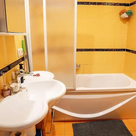 Cozy Old Town With Bath * Riga